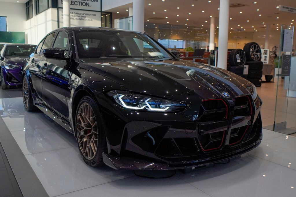 Best Luxury Car Rental Dubai: Elevate Corporate Hospitality and Client Experience